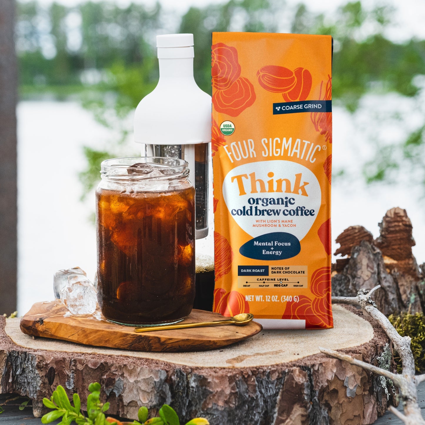 cold-brew-bottle-f5 Cold_Brew_Lifestyle_Photos_Outdoor_2024.jpg
